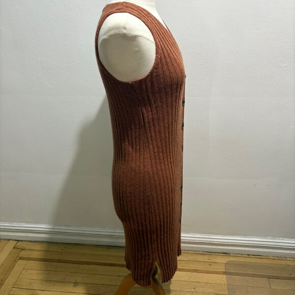 Madewell midi button front V-neck tank ribbed sweater dress in pumpkin - Picture 5 of 10